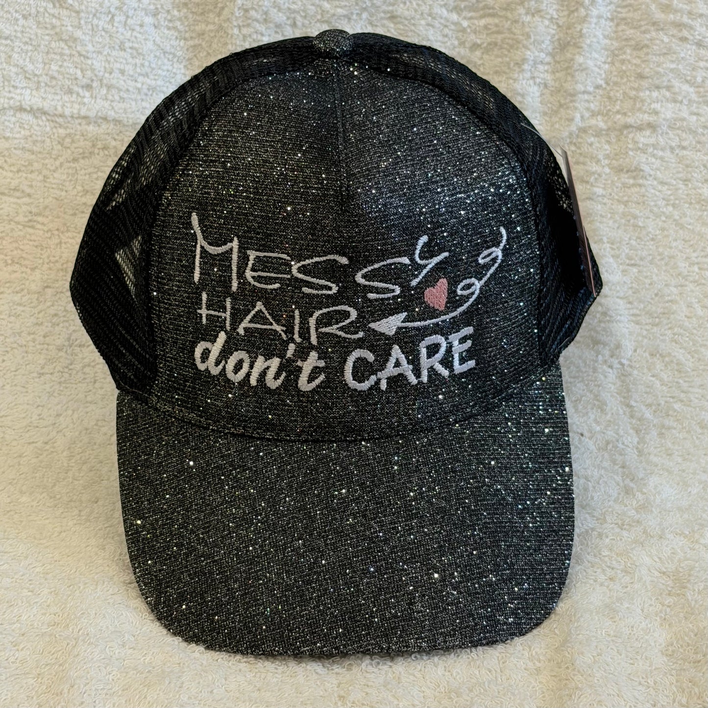 Sparkle Cap Black „Messy Hair don’t  CARE“