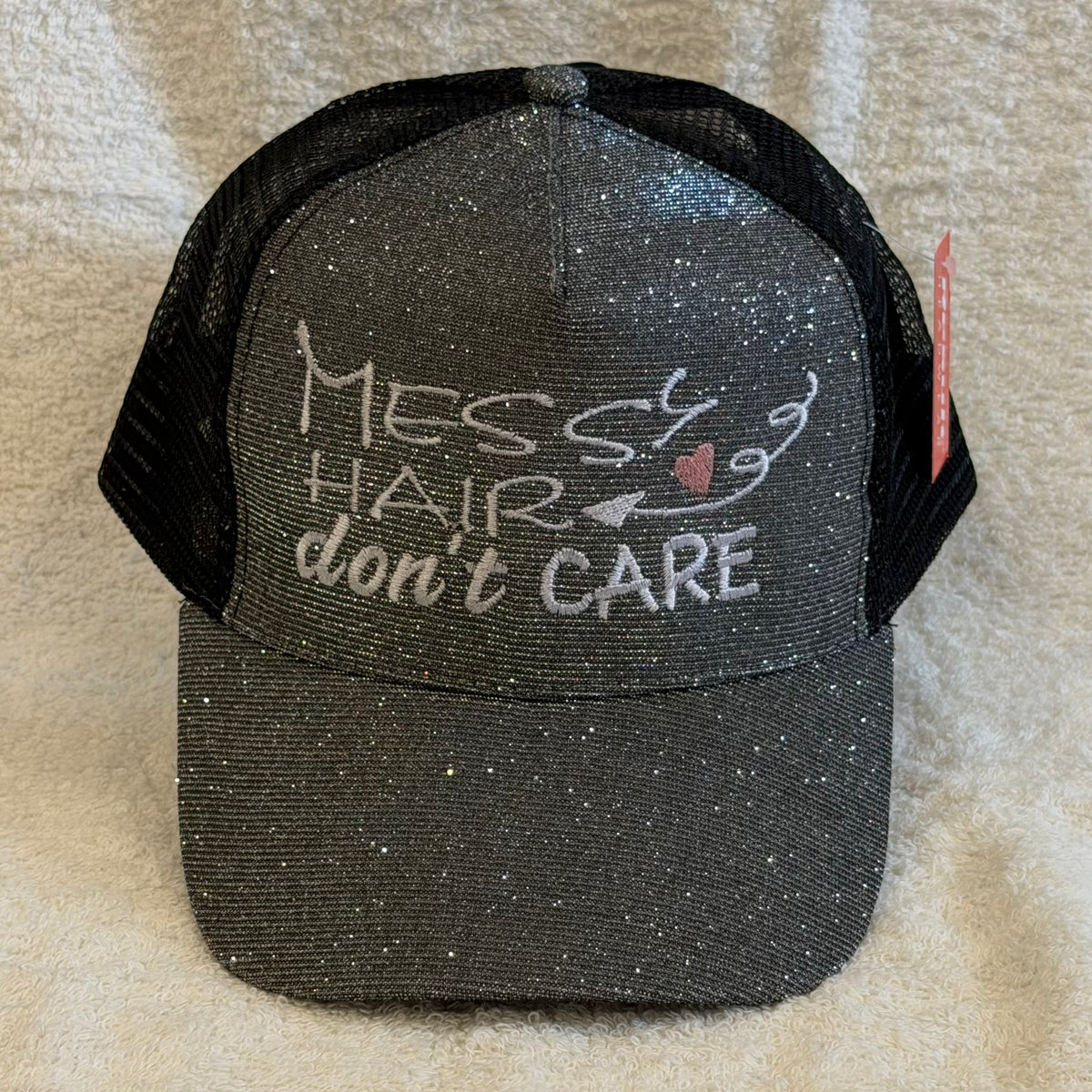 Sparkle Cap Silver „Messy Hair don’t  CARE“